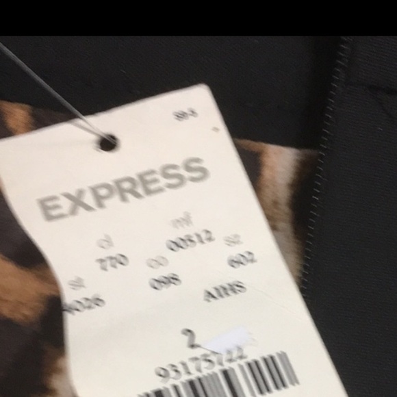 Express design studio. Black Pencil skirt size 2 - Picture 9 of 12